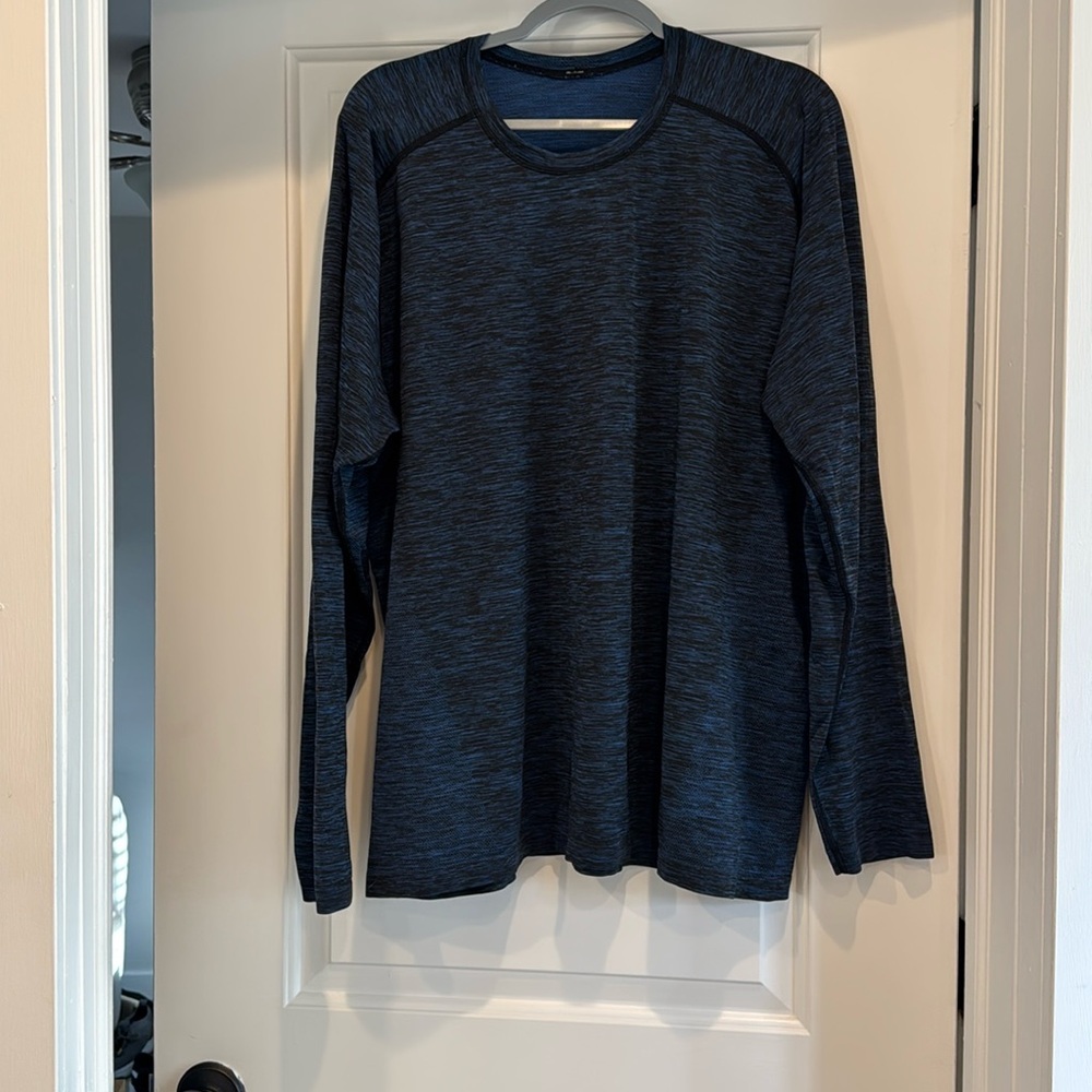 XXL Lululemon Long Sleeve Swift Tech